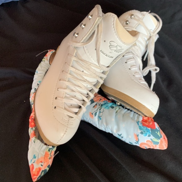 Jackson Elle figure skates 13W with mirage blades - Picture 2 of 7